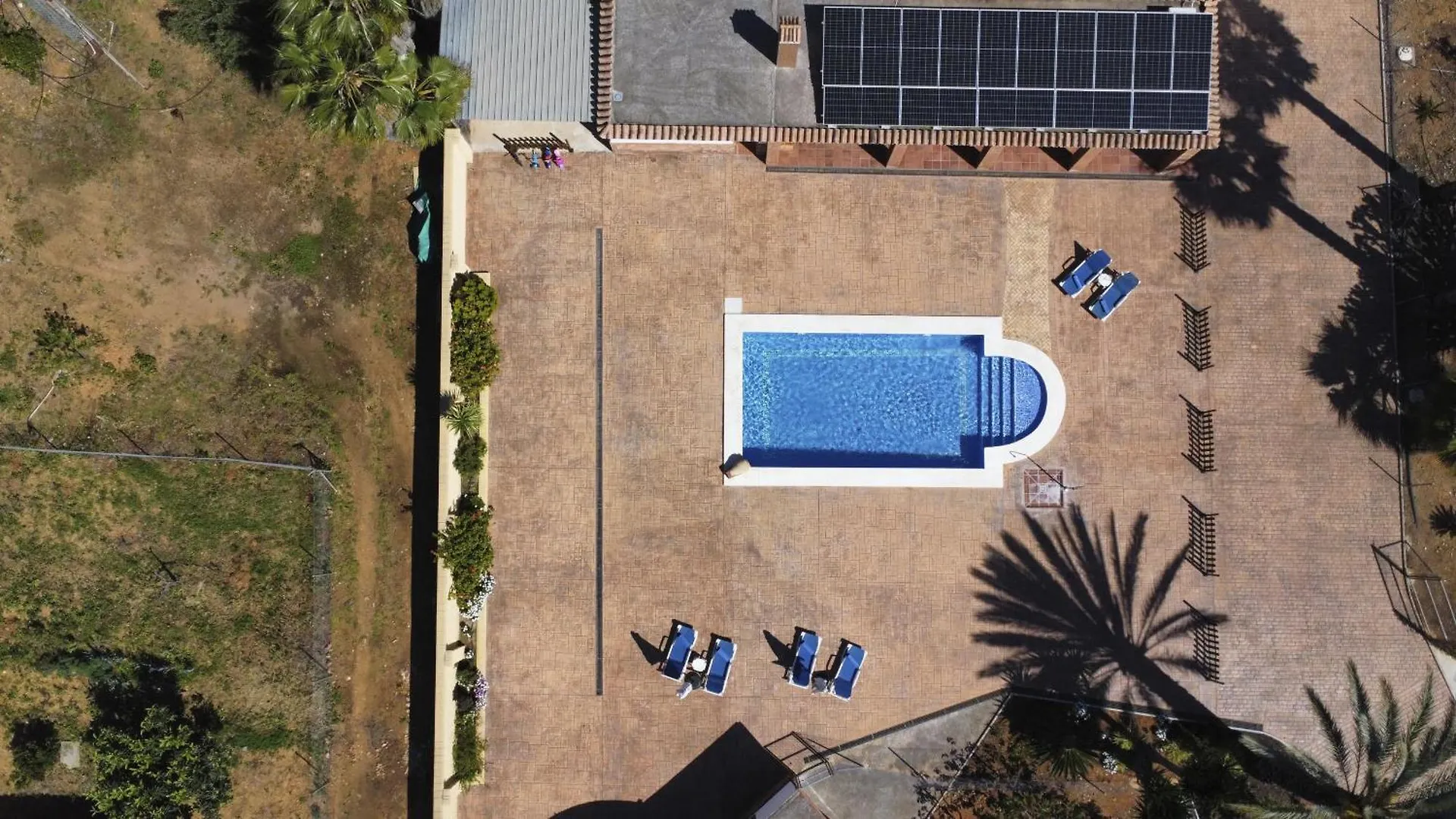 Cubo'S Finca La Vina Angulo Alhaurín de la Torre Casa de Férias