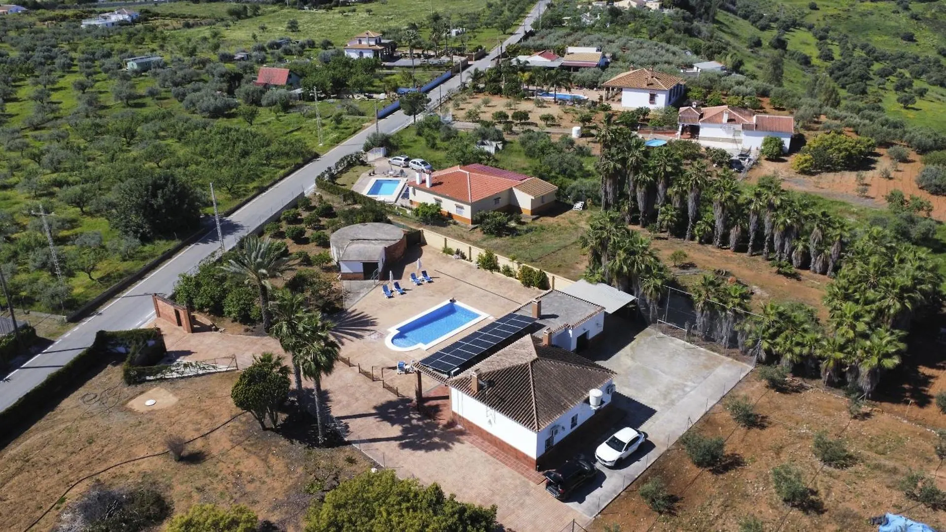 Cubo'S Finca La Vina Angulo Alhaurin de la Torre