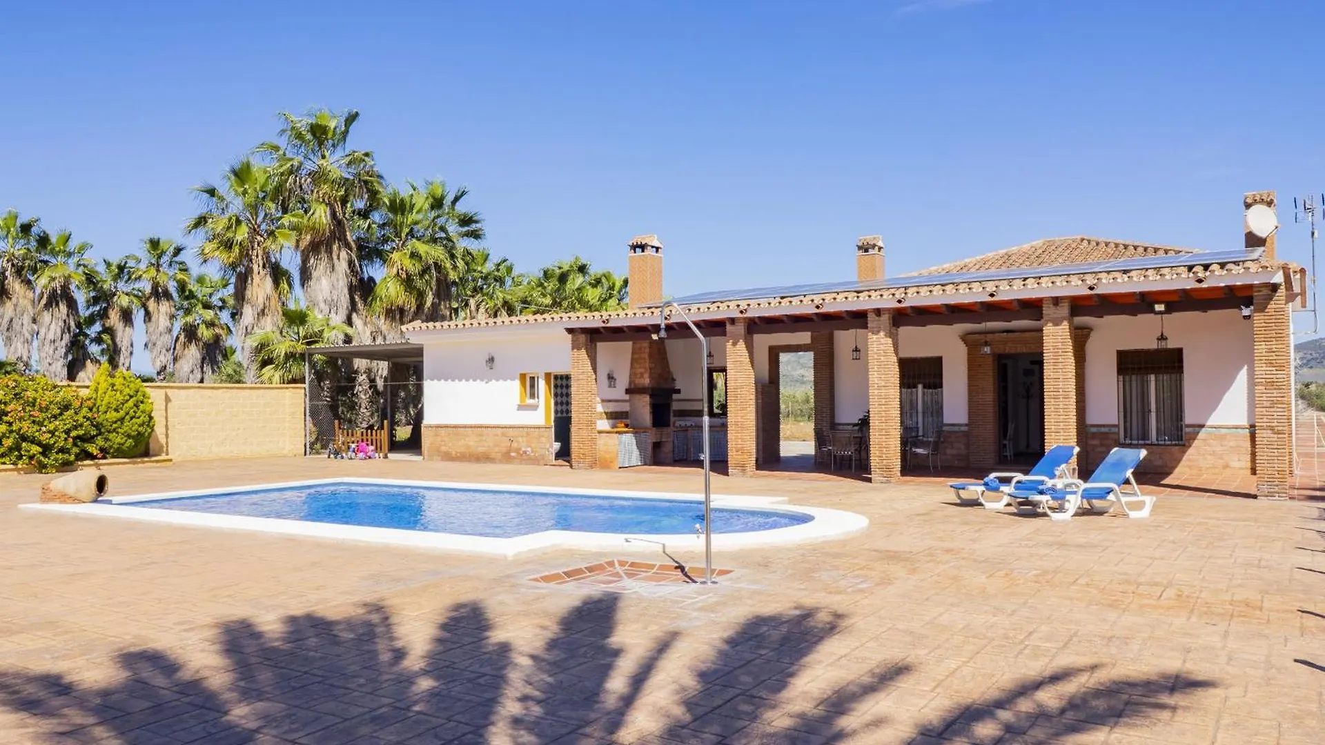 Holiday home Cubo'S Finca La Vina Angulo Alhaurin de la Torre Spain