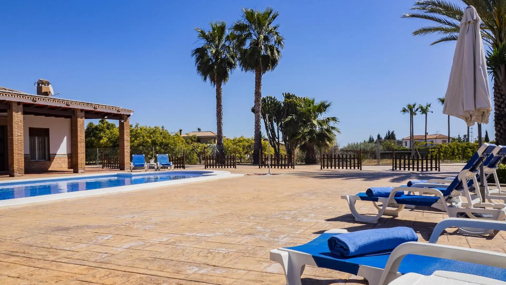 Holiday home Cubo'S Finca La Vina Angulo Alhaurin de la Torre Spain